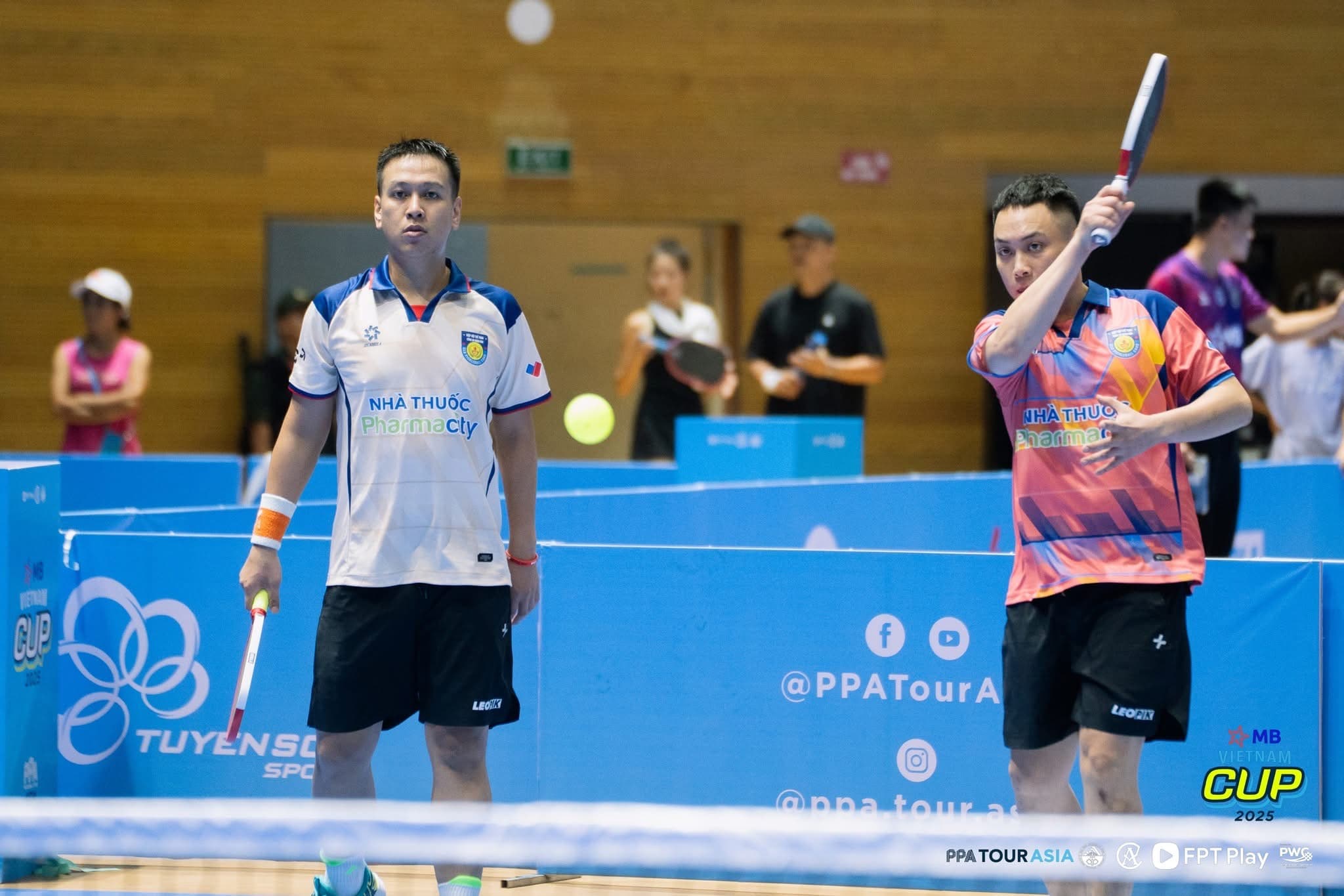 Dự Án Độc Quyền Và Nền Tảng Tiên Phong